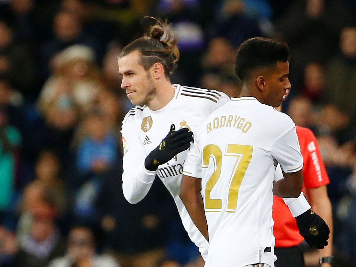 Bale sale por Rodrygo en el partido contra la Real Sociedad. (Efe)