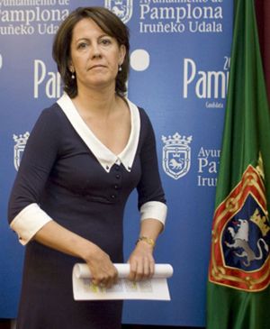 La alcaldesa de Pamplona pide el divorcio tras aparecer su marido en un programa de Antena 3