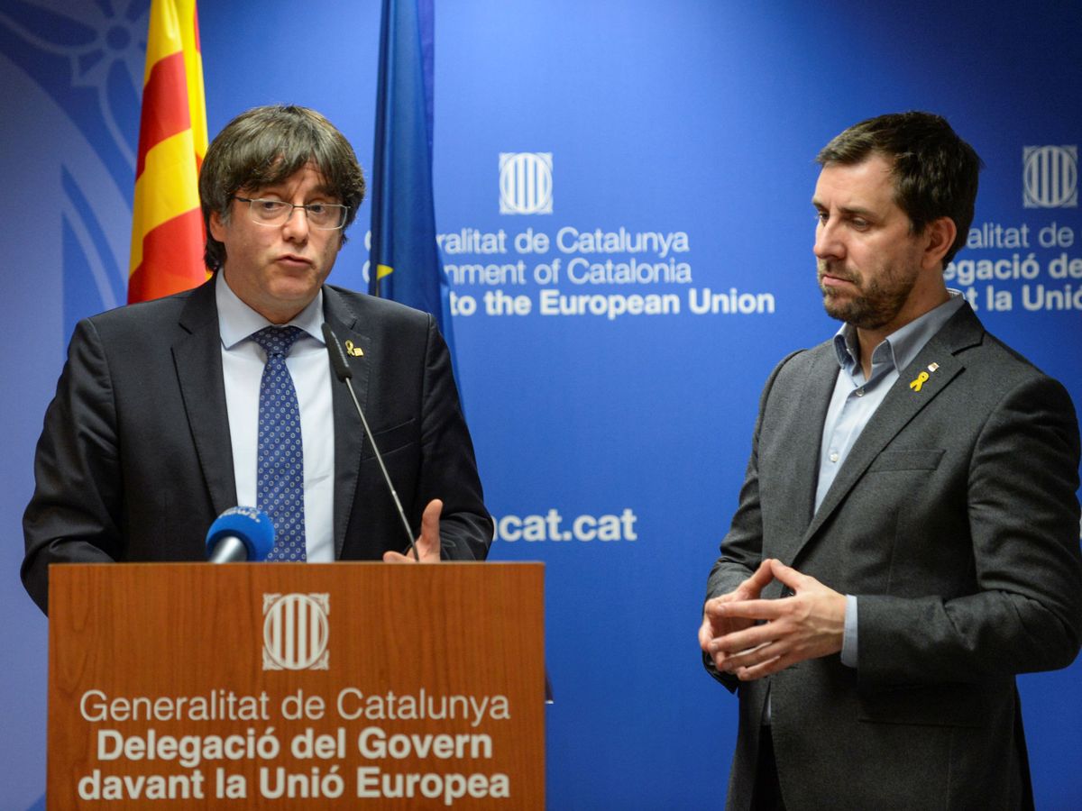 Foto: Carles Puigdemont y Toni Comín. (Reuters)