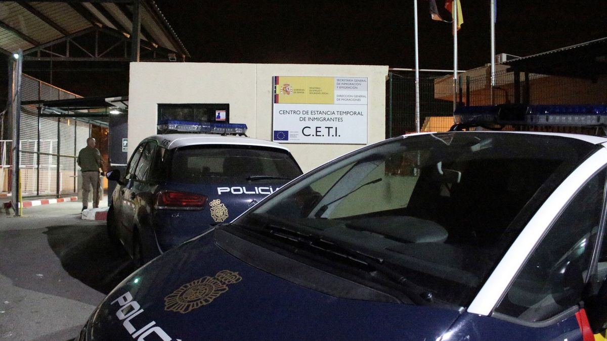 Siete inmigrantes heridos en un accidente en un 'coche patera' en Ceuta