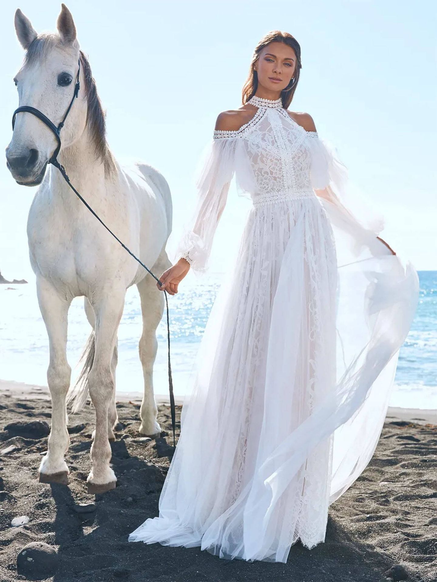 Vestido de novia de Pronovias que refleja las tendencias de 2022. (Cortesía)