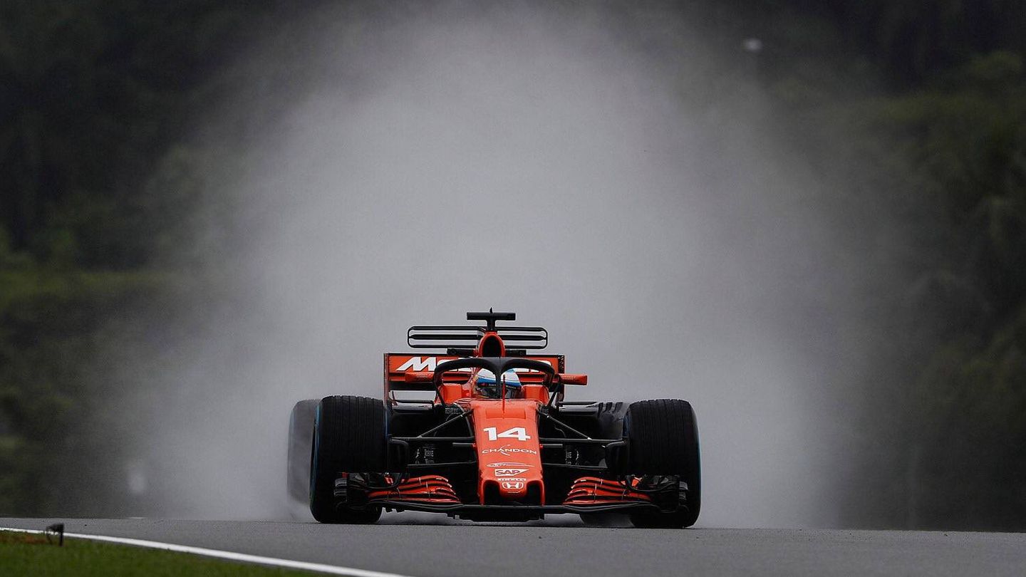 Fernando Alonso probó el Halo en los Libres 1 del GP de Malasia. (McLaren)