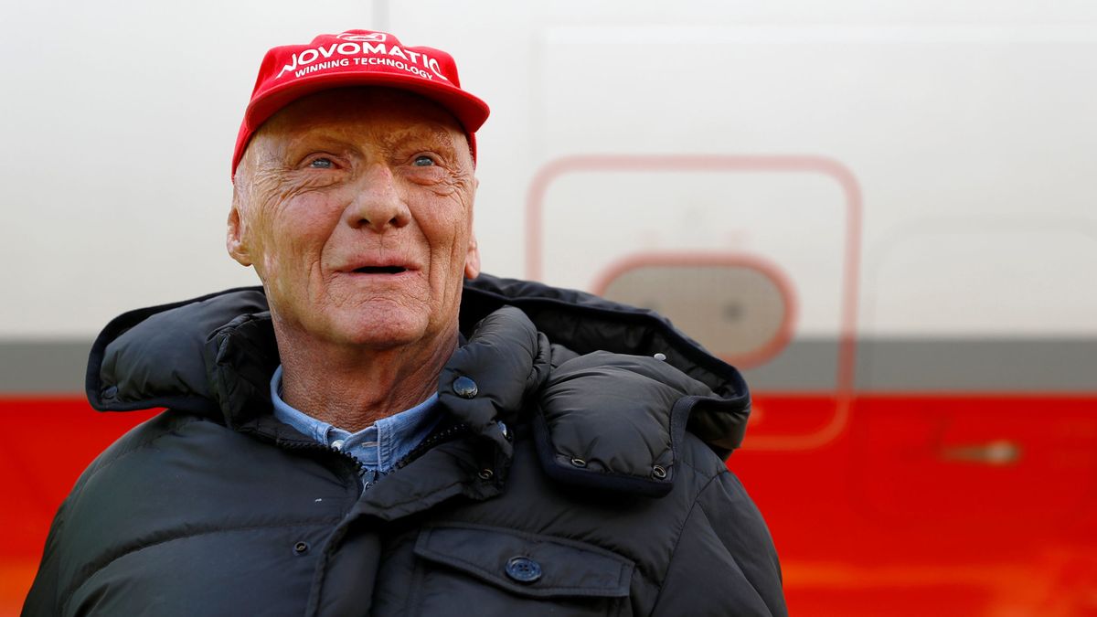 Niki Lauda o la increíble historia de quien regalaba sus trofeos al lavacoches