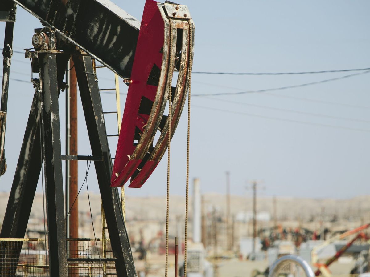 Foto: Un campo de extracción de petróleo.