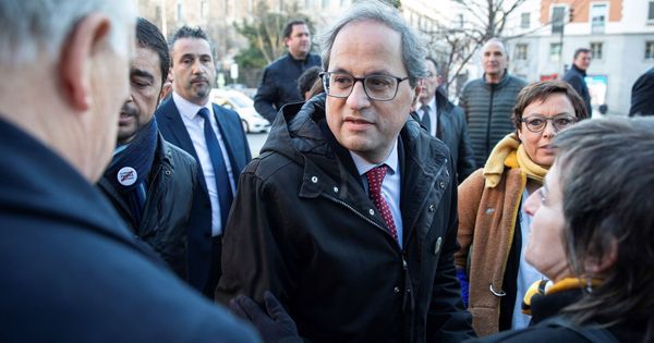 Foto: El presidente de la Generalitat, Quim Torra (c),a su llegada al Tribunal Supremo este lunes. (EFE)