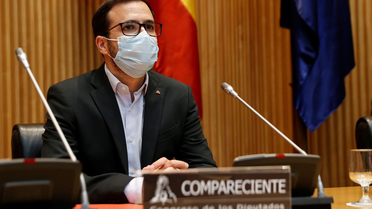 El PSOE estrecha el cerco sobre Garzón en el Congreso