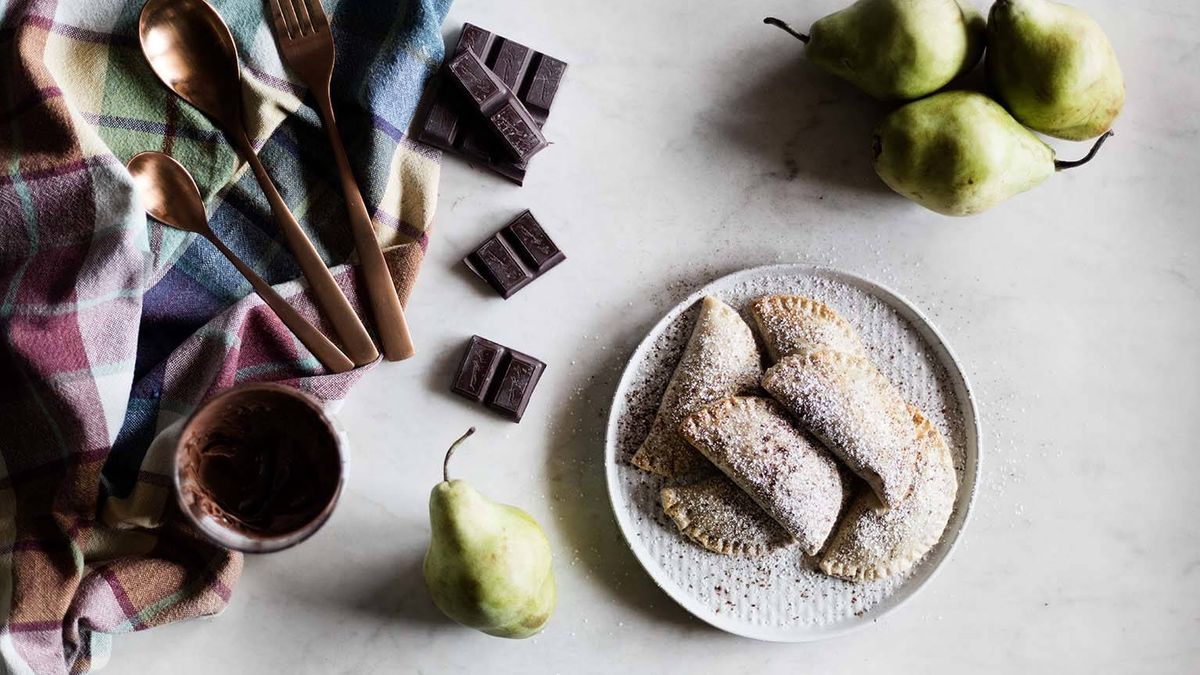 Empanadillas de chocolate y pera: una merienda deliciosa