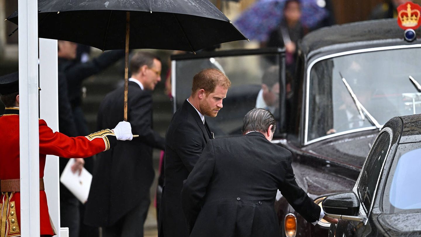 El príncipe Harry, abandonando Westminster. (Reuters)