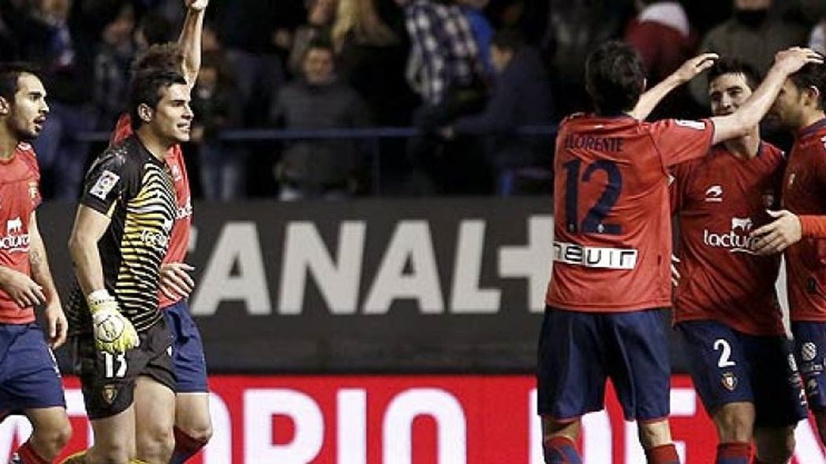 Osasuna vence y mete al Zaragoza en el lío por la permanencia en Primera