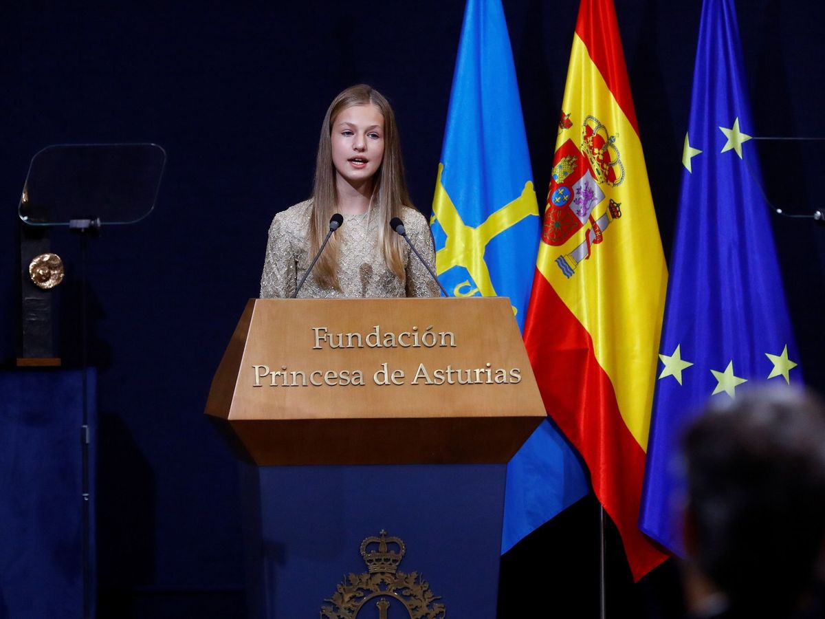 Foto: La princesa Leonor pronuncia un discurso durante la ceremonia de entrega de los Premios Princesa de Asturias el pasado octubre. (EFE)