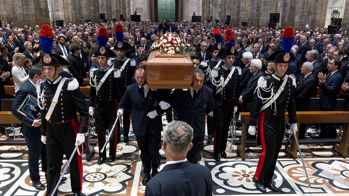 Italia despide a Silvio Berlusconi con un  funeral de Estado desde la catedral de Milán