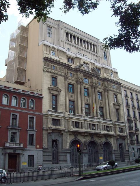 Sede del Ministerio de Educación, Cultura y Deporte, en la madrileña calle de Alcalá. (CC/Zaqarbal)