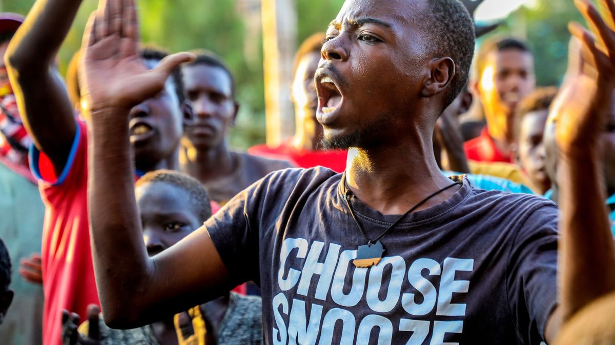 Crece la presión contra los militares en Sudán tras el arresto de 2 líderes opositores