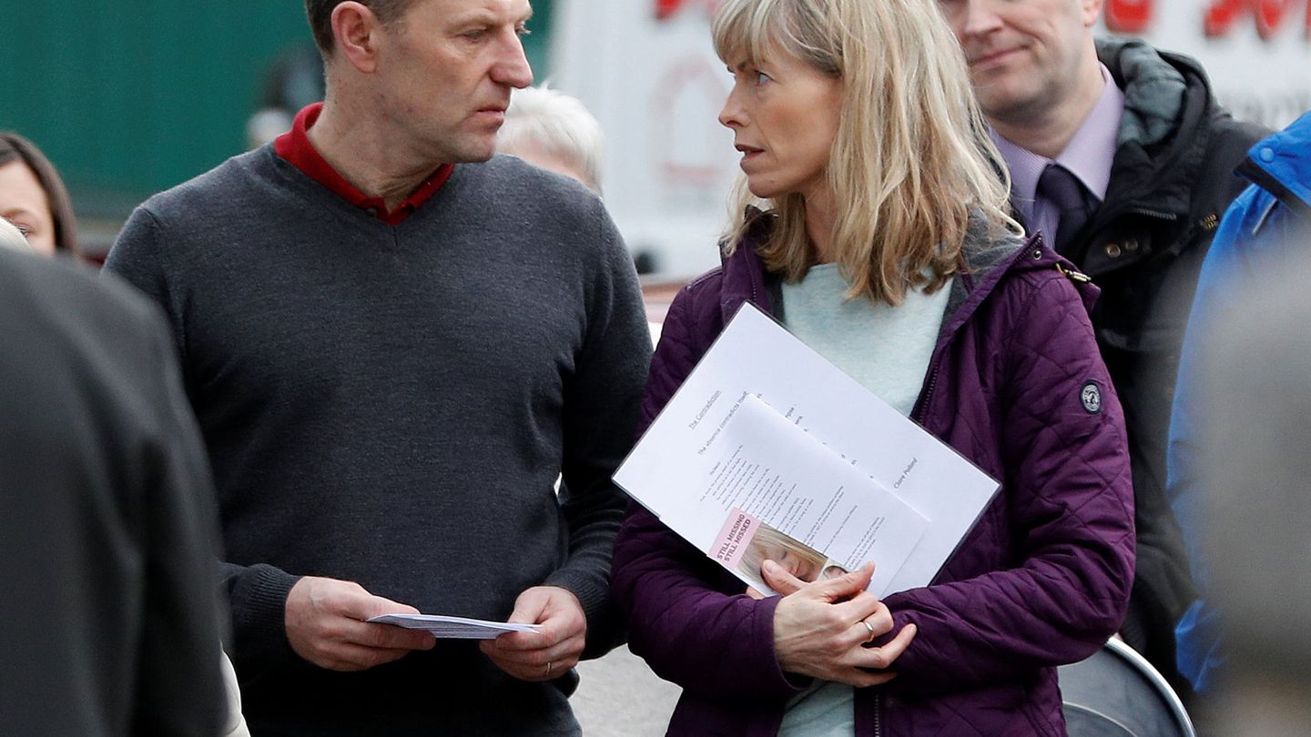 Kate y Gerry McCann atendiendo a los medios en 2011. (Reuters)