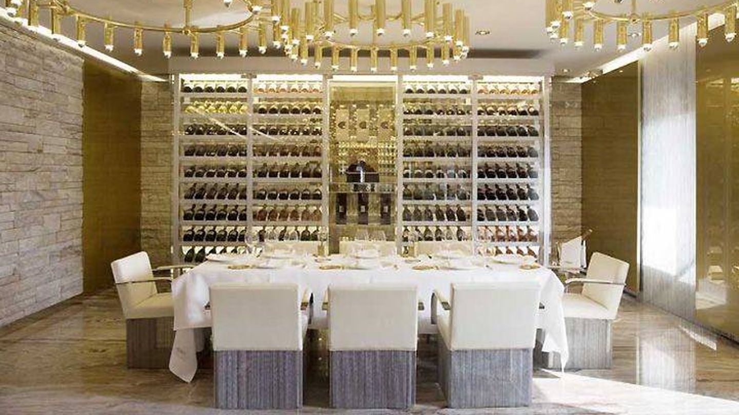 Gold Restaurant by Dolce & Gabbana.