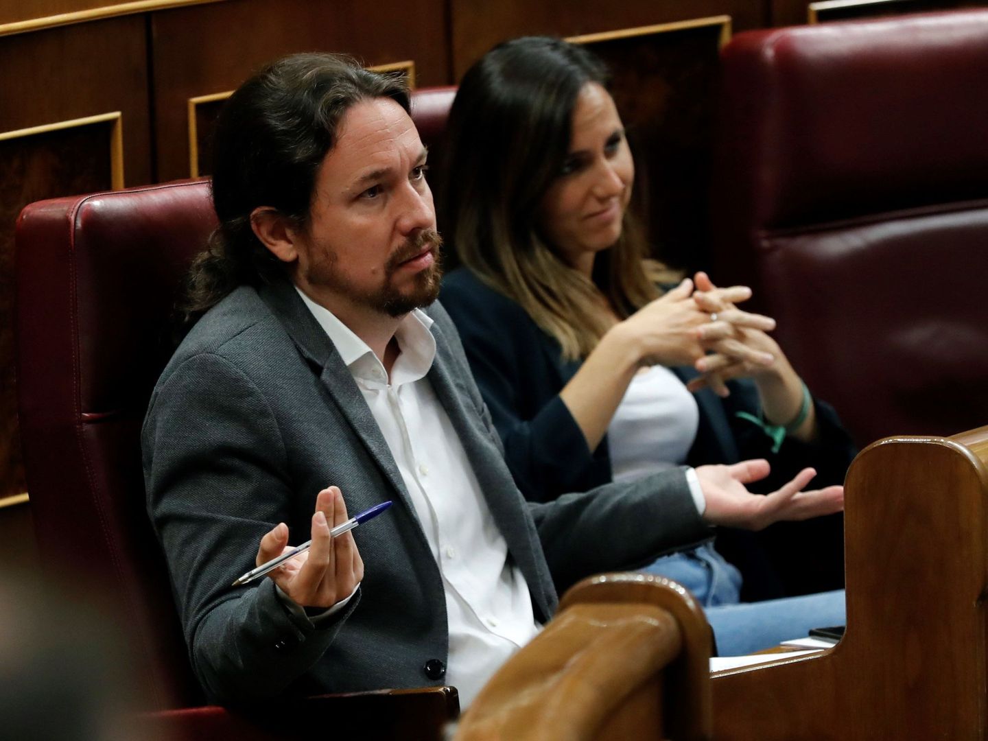 Pablo Iglesias, junto a Ione Belarra, en el Congreso de los Diputados. (EFE)