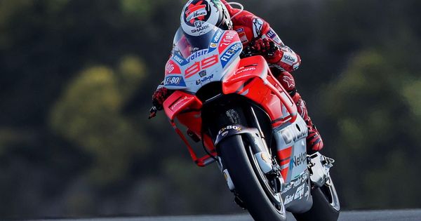 Foto: Jorge Lorenzo sobre su Ducati, este año, en el GP de España. (EFE)
