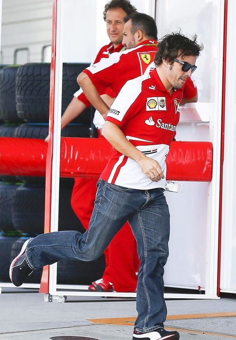 Foto: Fernando Alonso espera "divertirse" hasta el final de año.