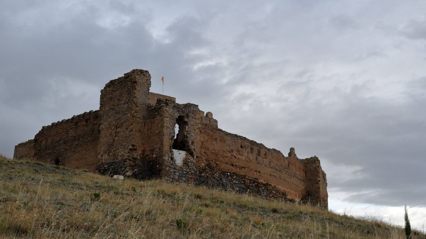 El abandonado castillo de Trasmoz.