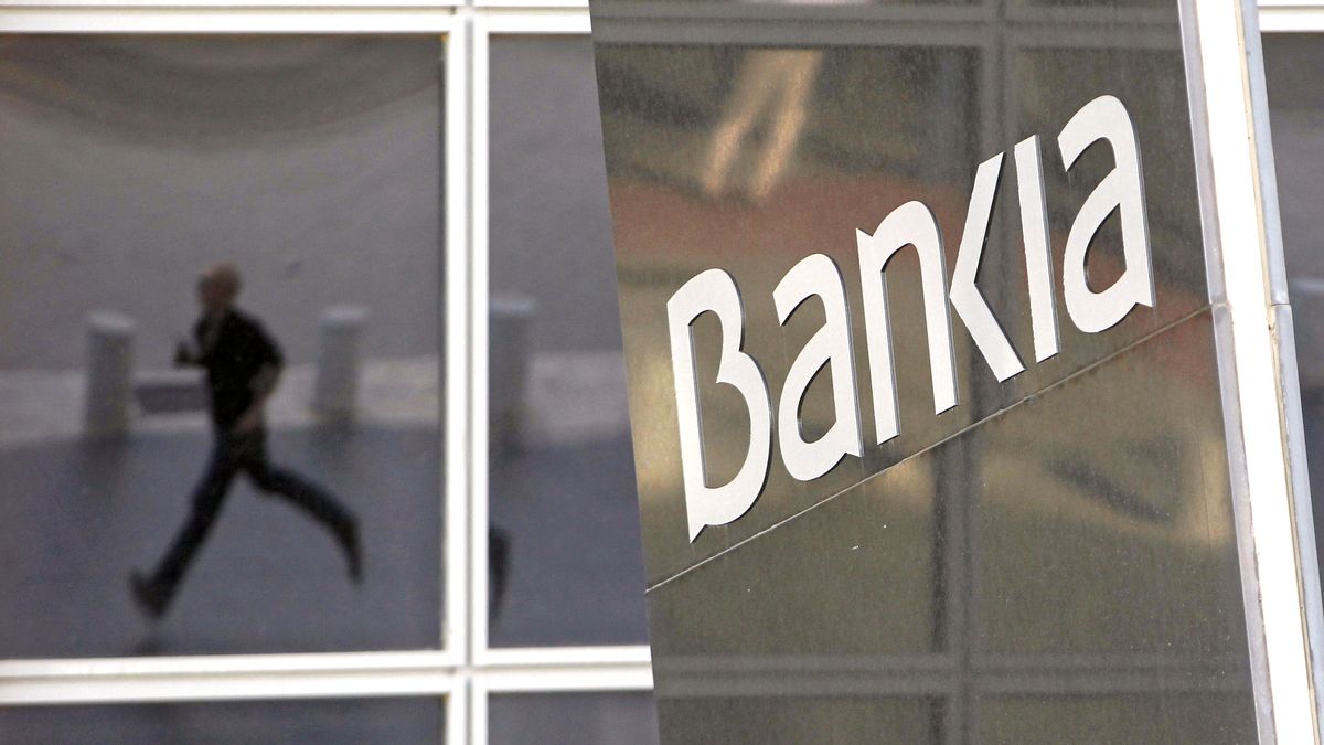 El éxodo de los depósitos lleva a Bankia a cerrar ya seis fondos de inversión en 2014