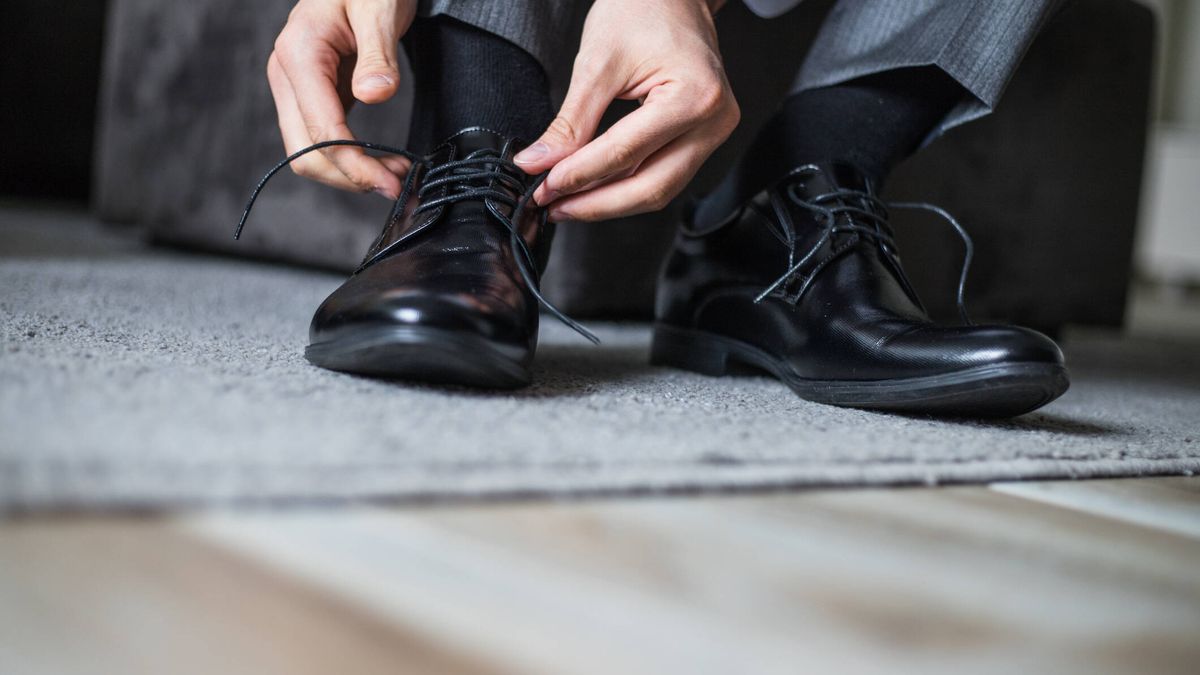 Estos son los mejores trucos para eliminar las marcas de desgaste de tus zapatos