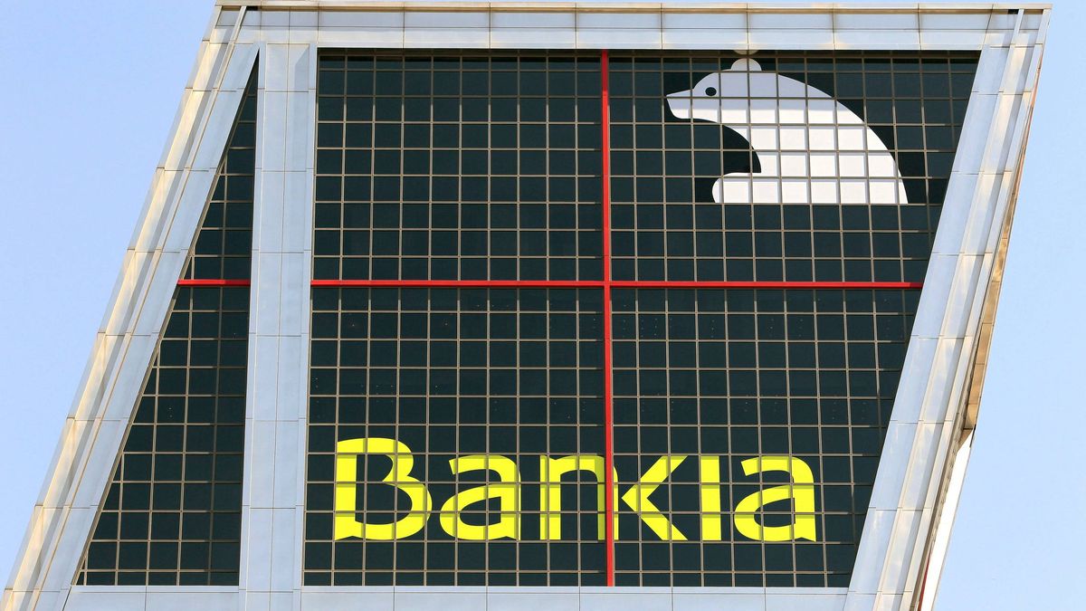 ¿Sobrevive Arriaga a Bankia? Más de 30.000 afectados por la OPV siguen litigando 