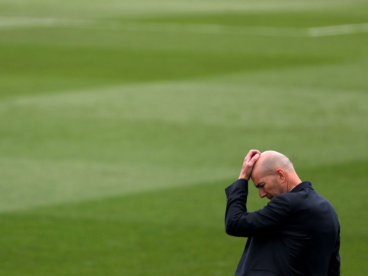 Foto: Zinédine Zidane durante el partido contra el Villarreal. (Efe)