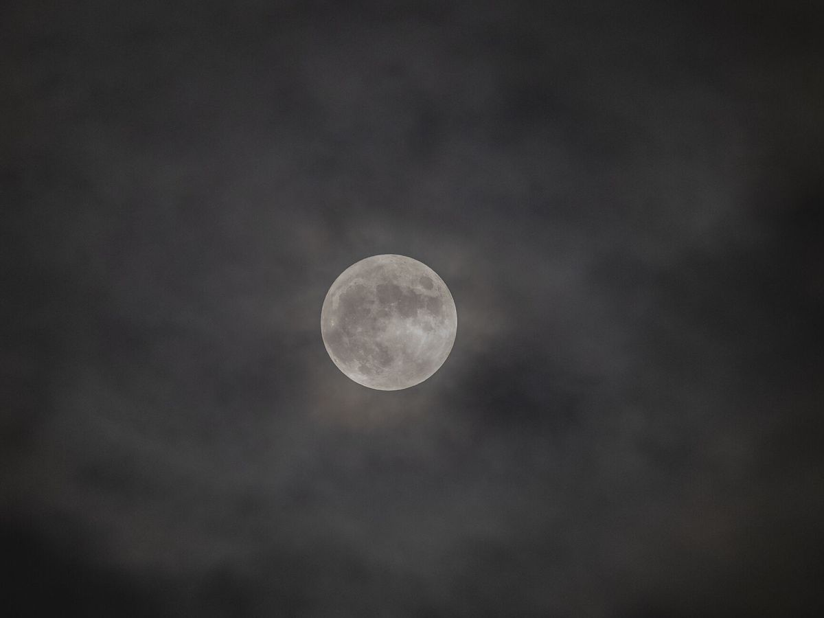 Foto: El eclipse total de luna no se podrá ver desde España pero la Luna llena sí. (EFE