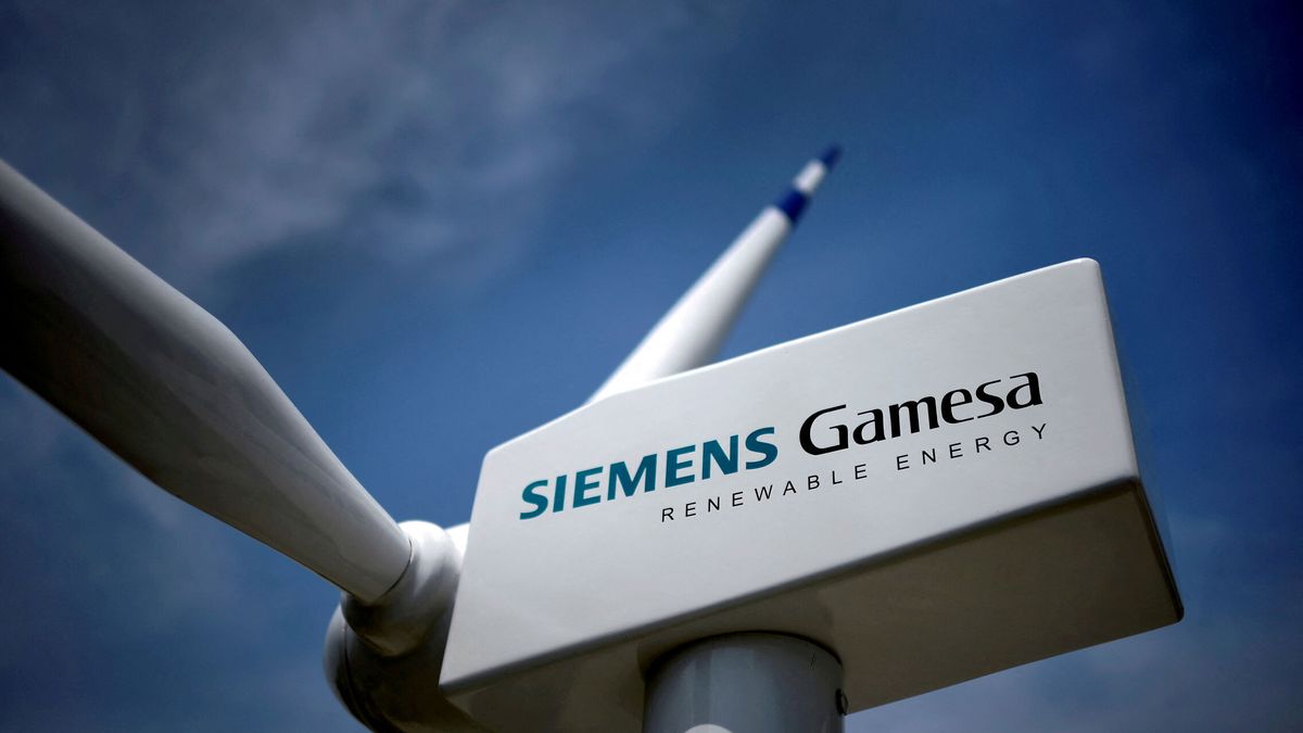 Siemens Gamesa despide al CEO de su filial de aerogeneradores terrestres ('onshore')