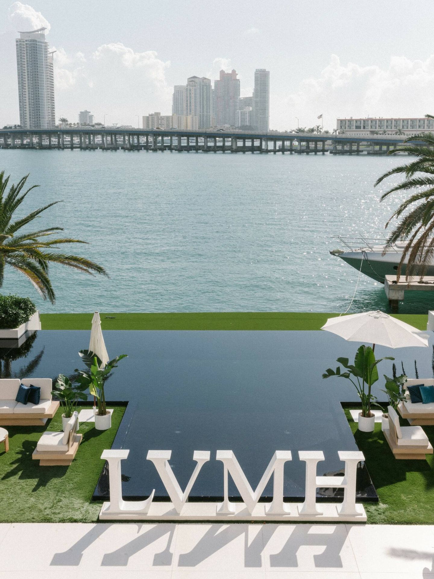 LVMH presenta las primeras novedades relojeras del año en una lujosa villa de Star Island, en Miami. (Cortesía)