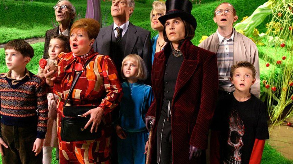 El surrealista evento de Willy Wonka: niños llorando, entradas por 40 euros y un almacén abandonado