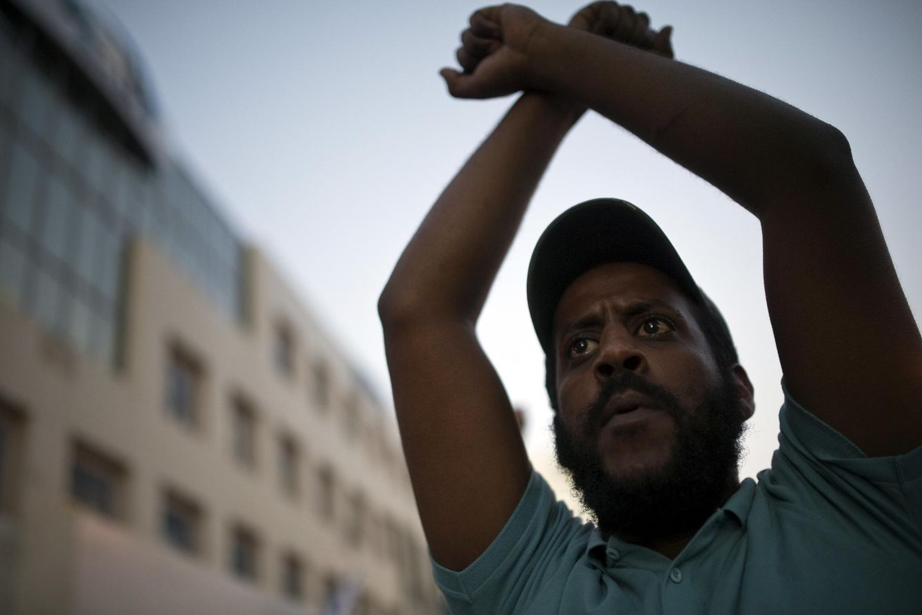 Un israelí de ascendencia etíope, en Tel Aviv (Reuters).