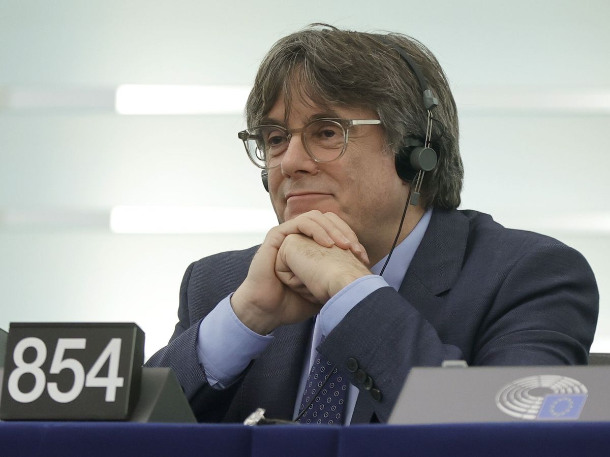 Foto: El expresidente catalán Carles Puigdemont durante un debate del Parlamento Europeo. (EFE/Ronald Wittek)