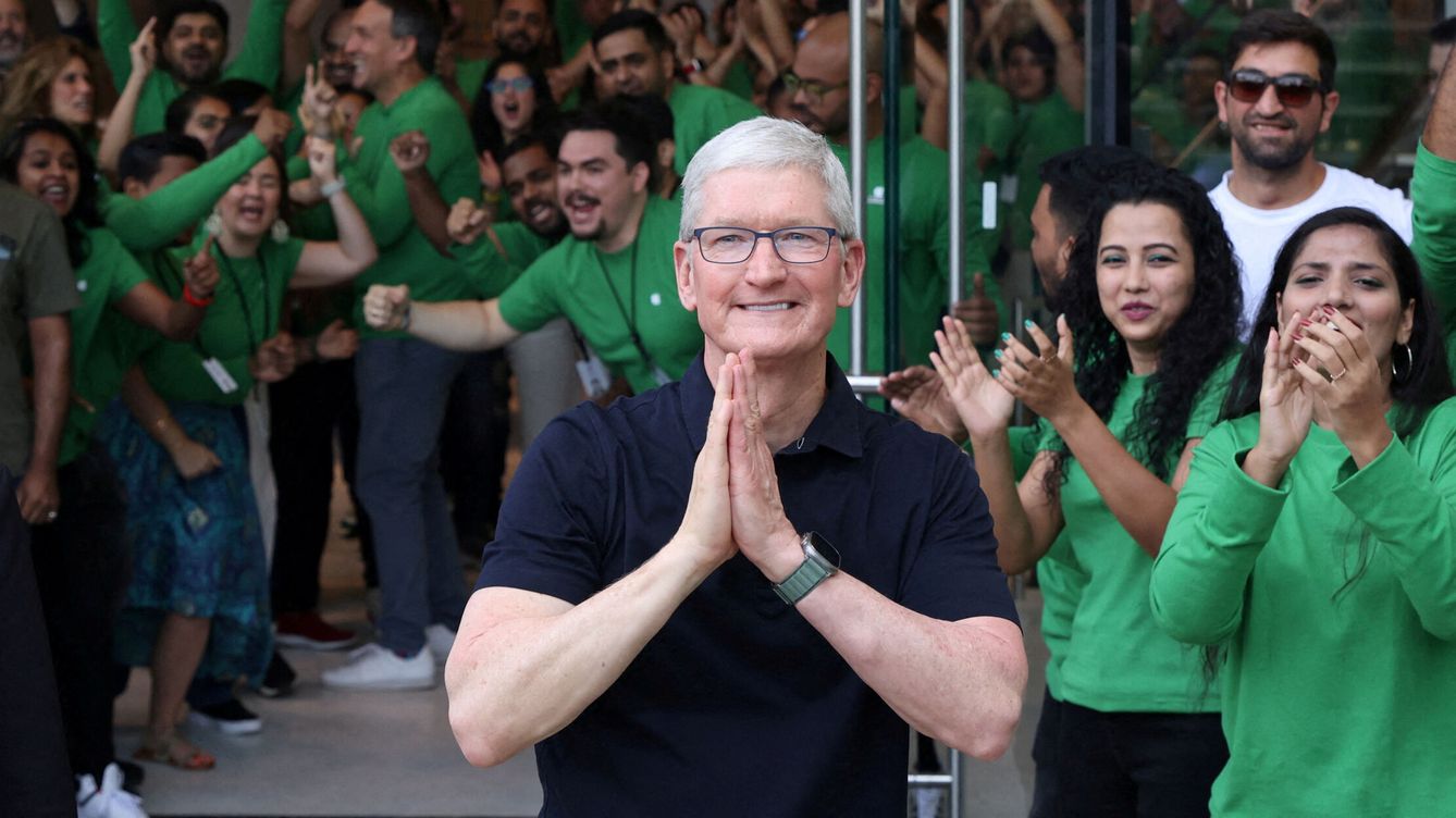 Foto: Tim Cook, CEO de Apple. (Reuters/Francis Mascarenhas)