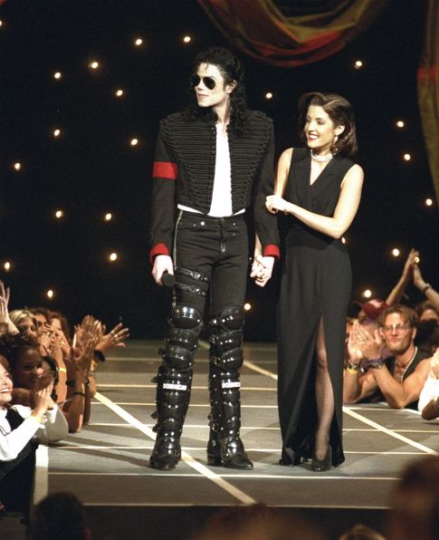 Foto: Jackson y la que fue su esposa, en septiembre del 94 (Gtres)