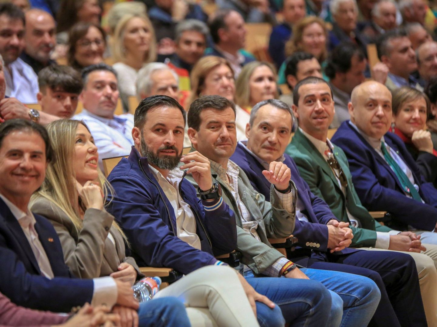 Santiago Abascal, presidente de Vox, en un acto reciente con afiliados. (EFE)