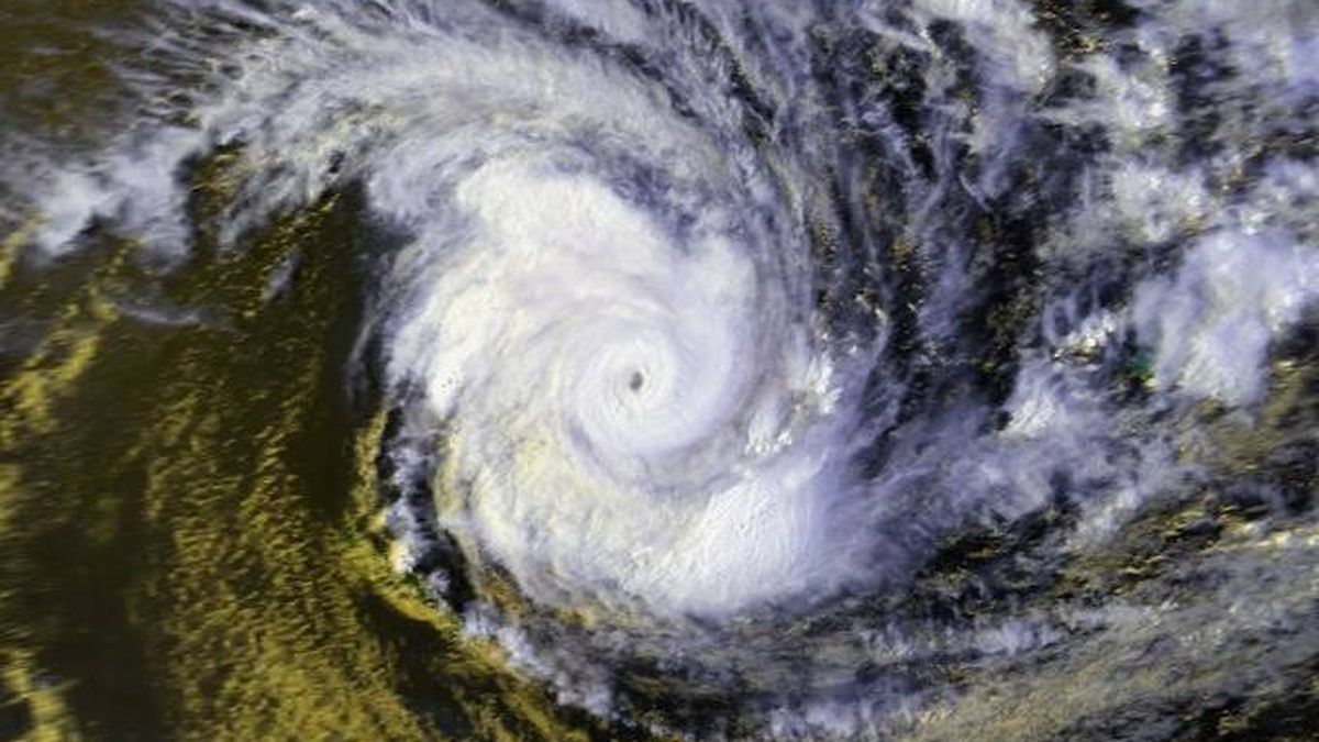 EEUU vigila este fenómeno ante un posible ciclón: ¿se dejarán notar sus efectos en España?