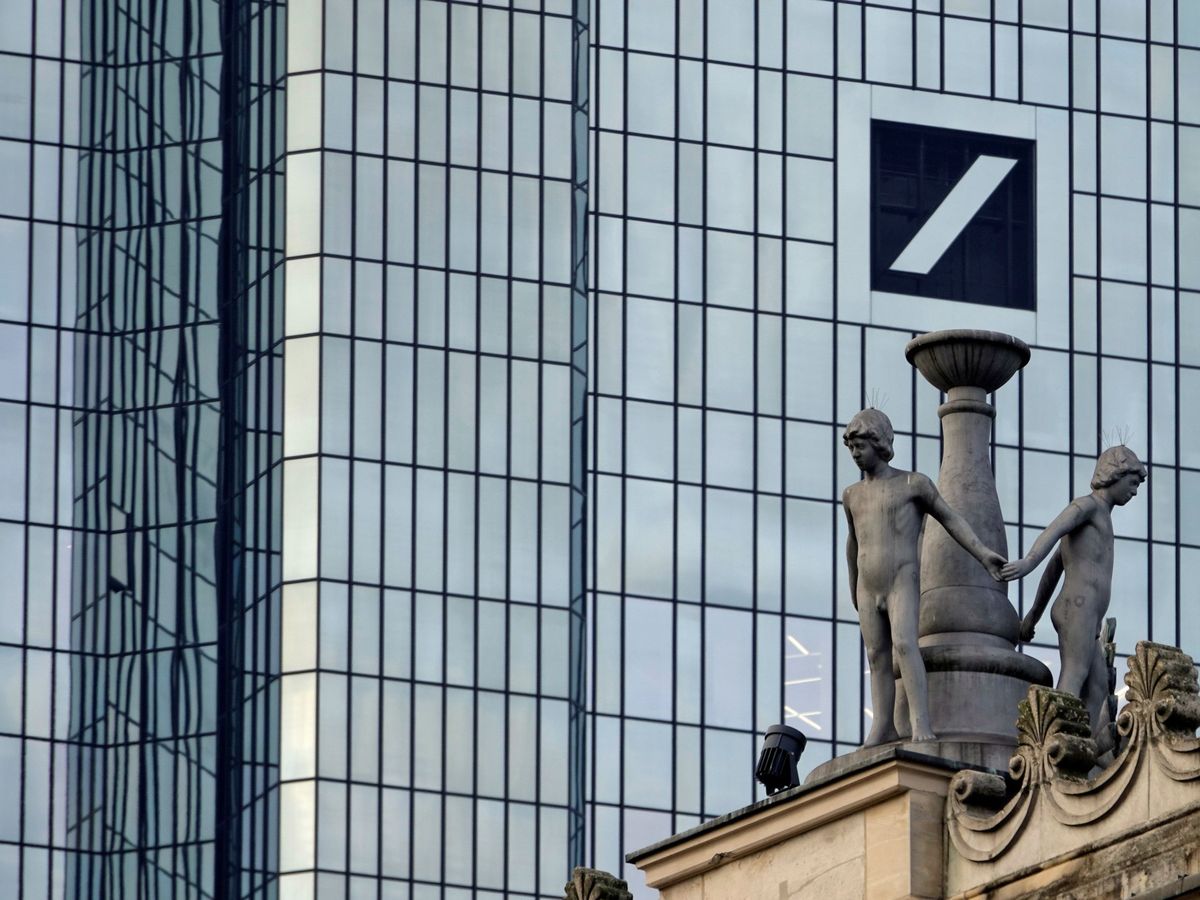 Foto: Oficinas de Deutsche Bank. (EFE/Antin)