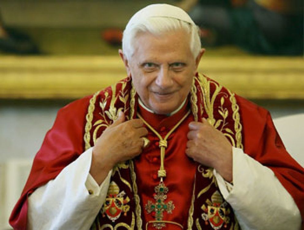 Foto: Benedicto XVI suprime la elección del Papa por mayoría simple