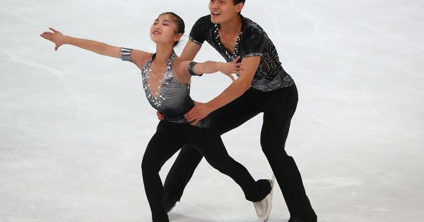Foto: Los patinadores de Corea del Norte Ryom Tae-Ok y Kim Ju-Sik. (Reuters) 