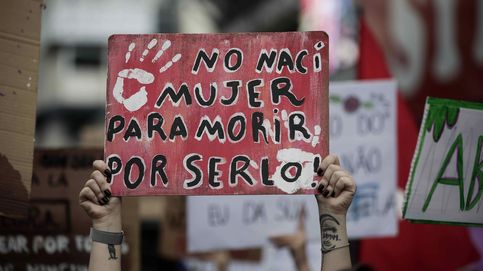 Galicia aprueba incluir la violencia de género digital contra las mujeres en su legislación
