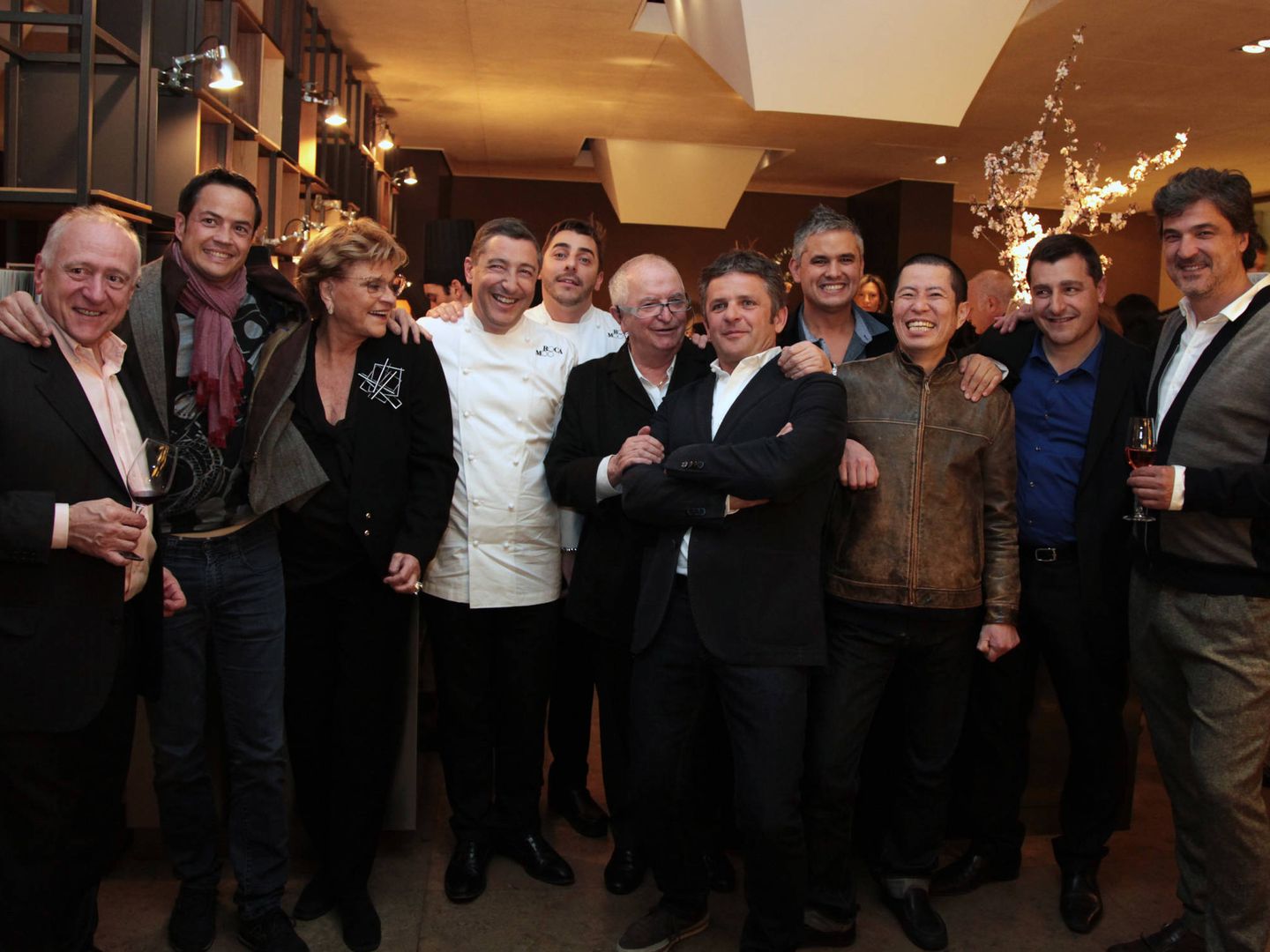 Rosa Esteva, con muchos de los mejores chefs del país. (Cortesía)