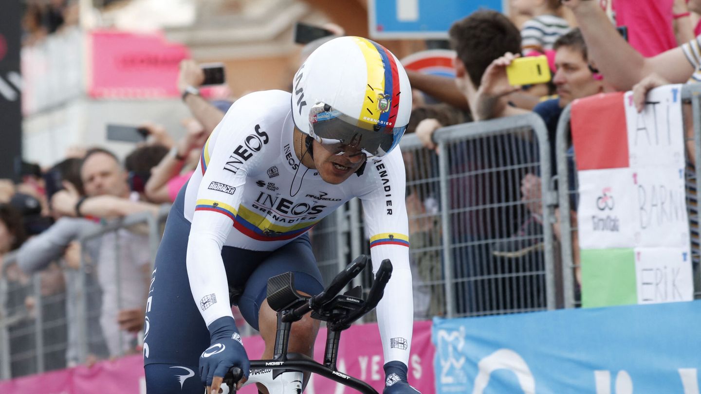Richard Carapaz, durante una etapa del Giro de Italia. (Reuters/Bernadett Szabo)