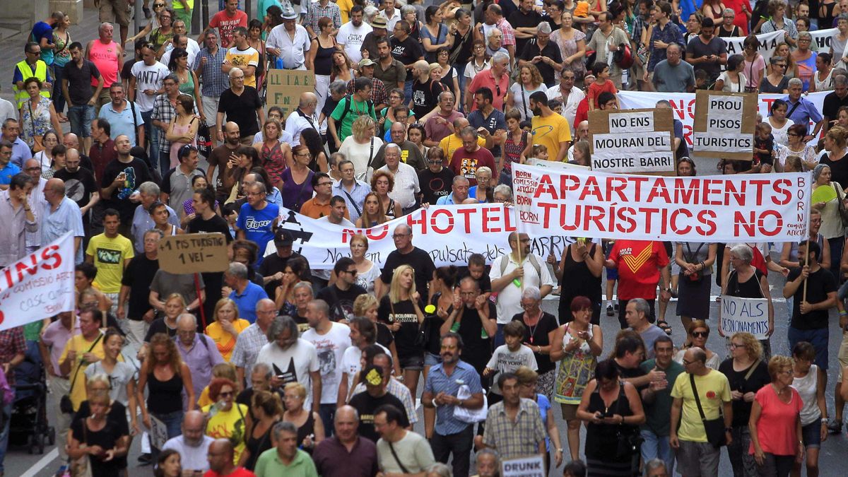 Atrapados por la 'turistificación': qué hacen Madrid, Barcelona y Valencia por sus vecinos