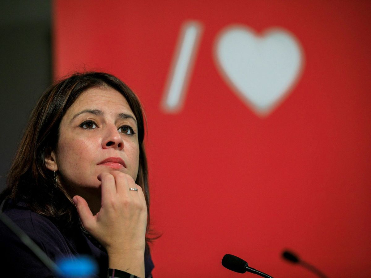 Foto: Adriana Lastra, vicesecretaria general del PSOE y portavoz parlamentaria, el pasado 27 de octubre en Laviana, Asturias. (EFE)