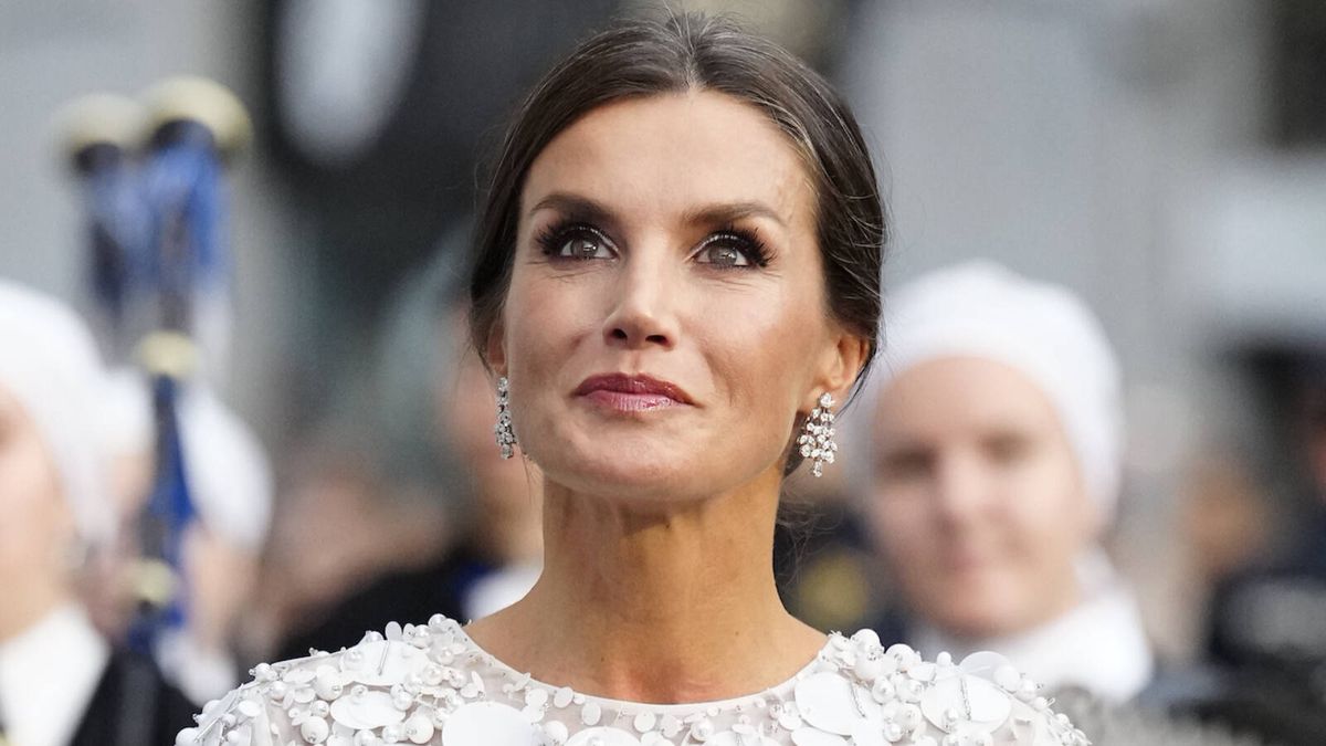 La reina Letizia en los Premios Princesa de Asturias: los 9 vestidos más bonitos que ha llevado