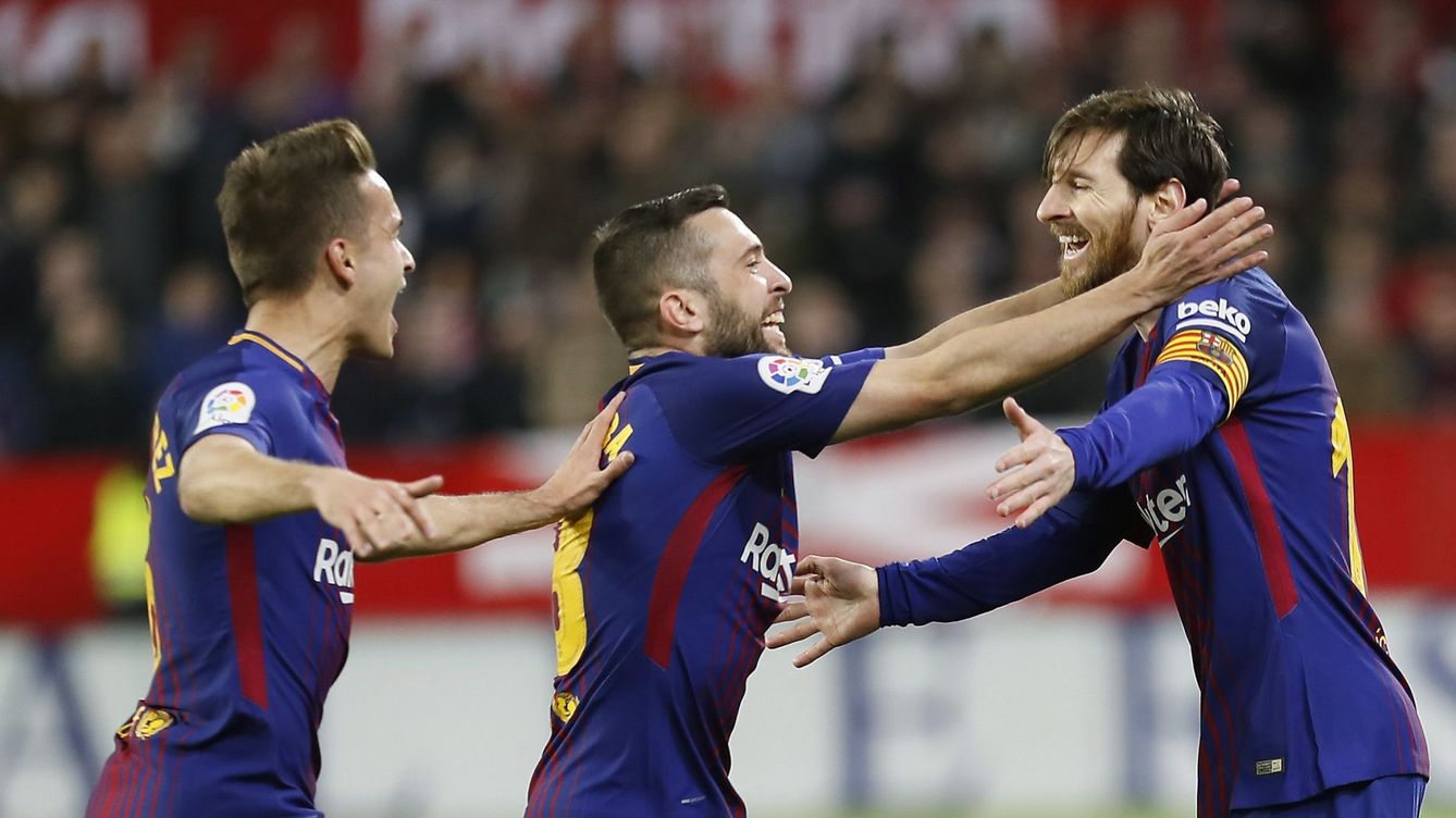 Media hora de Messi, incluso medio lesionado, basta para resucitar al Barcelona