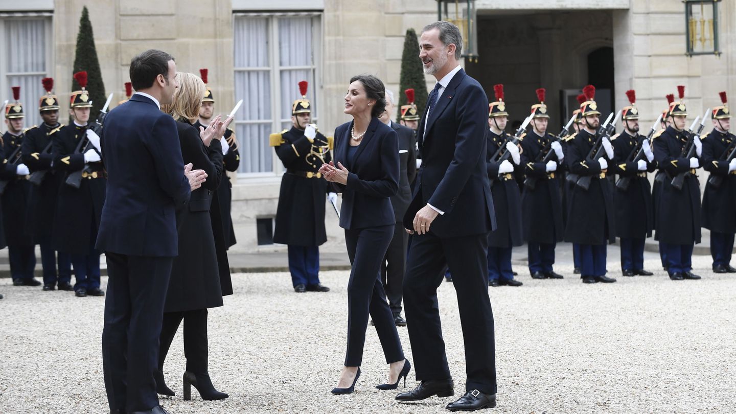 Emmanuel Macron, Brigitte, Felipe VI y Letizia. (EFE)