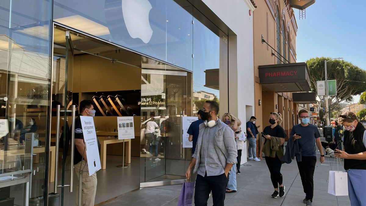 Apple despedirá a más de 600 empleados en EEUU en su mayor ronda de recortes desde el covid