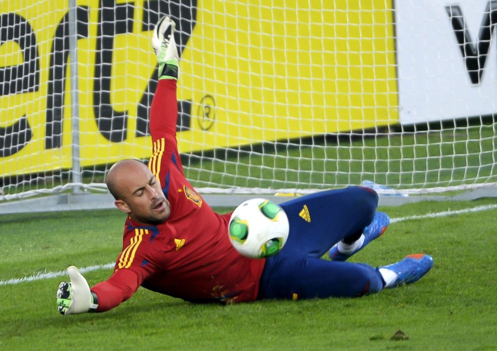 Foto: Pepe Reina, en un entrenamiento con la selección española.